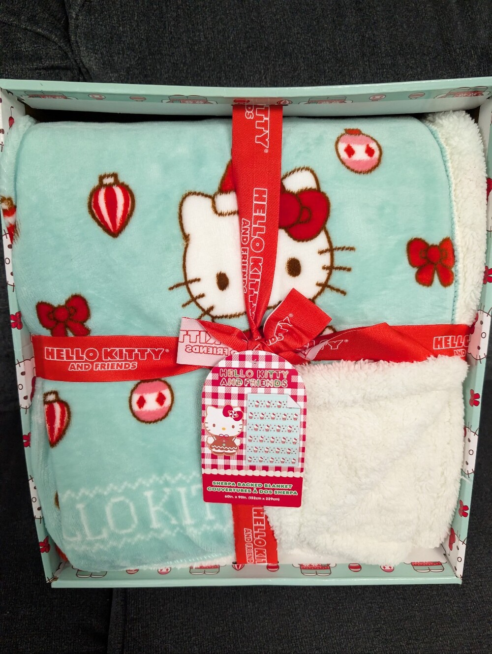 Hello Kitty Mint Green & Red Plush Sherpa Blanket Gift Set